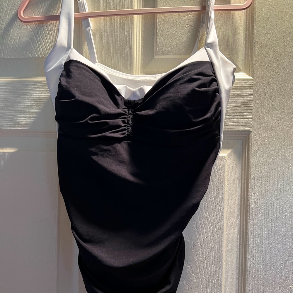Jets by Jessica Allen one piece size 12DD, NWT